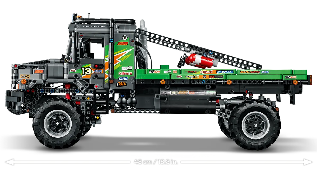 Lego Technic Camião de Testes Mercedes-Benz Zetros 4x4 - Image 5