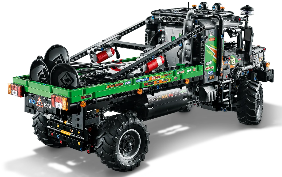 Lego Technic Camião de Testes Mercedes-Benz Zetros 4x4 - Image 8
